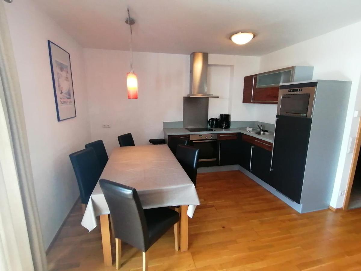 Komfort Appartements Serviced By Auhof คาพรูน ภายนอก รูปภาพ